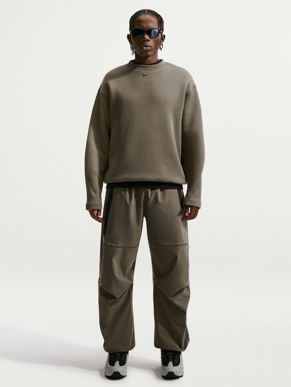 Men's Nike Tech Dri-FIT Woven Pants